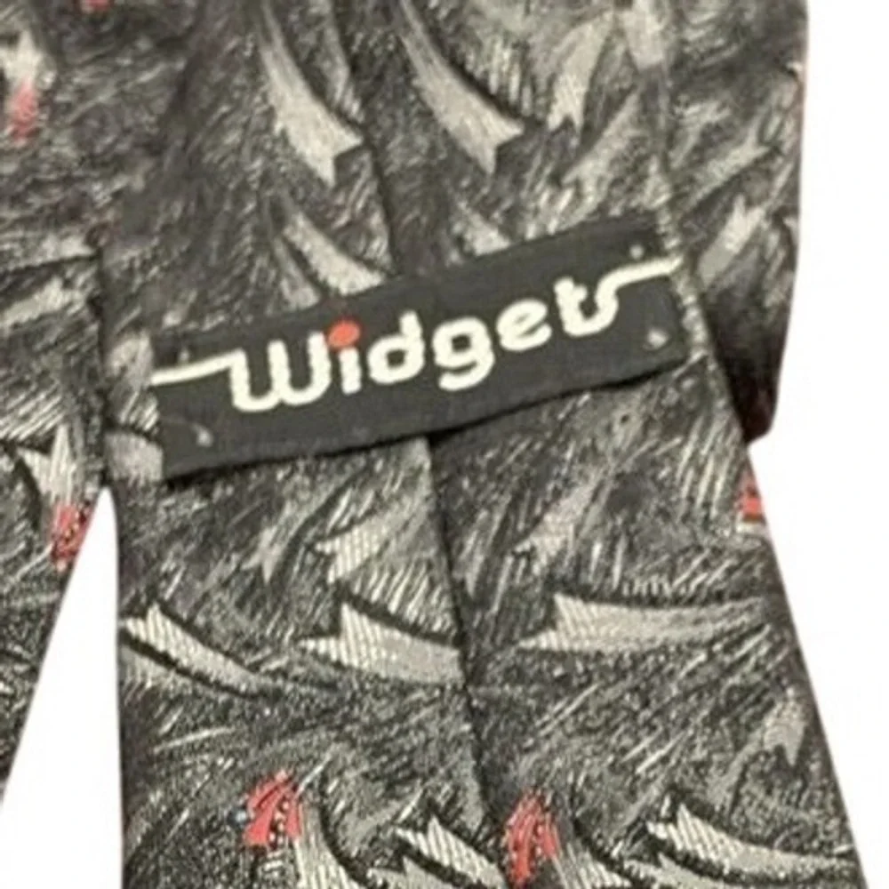 Vintage Widgets Multicolor Paisley Men's Necktie 100% Silk‎ Italy 57
